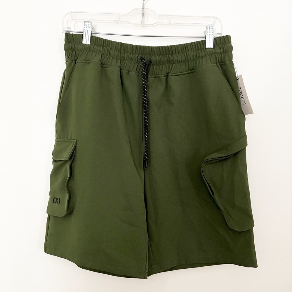 2xst green shorts.